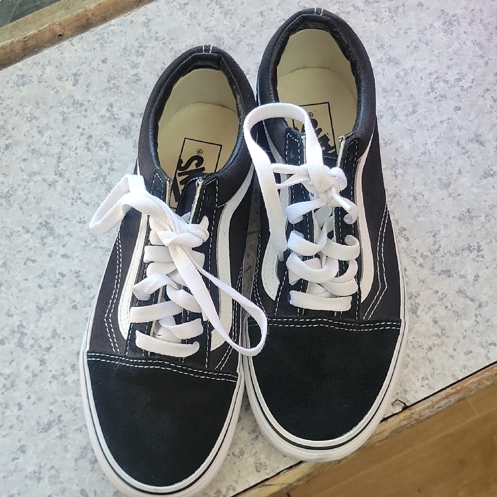 Vans Black & White Old Skool‎ Sneakers Iconic minimalist Skater Sneakerhead